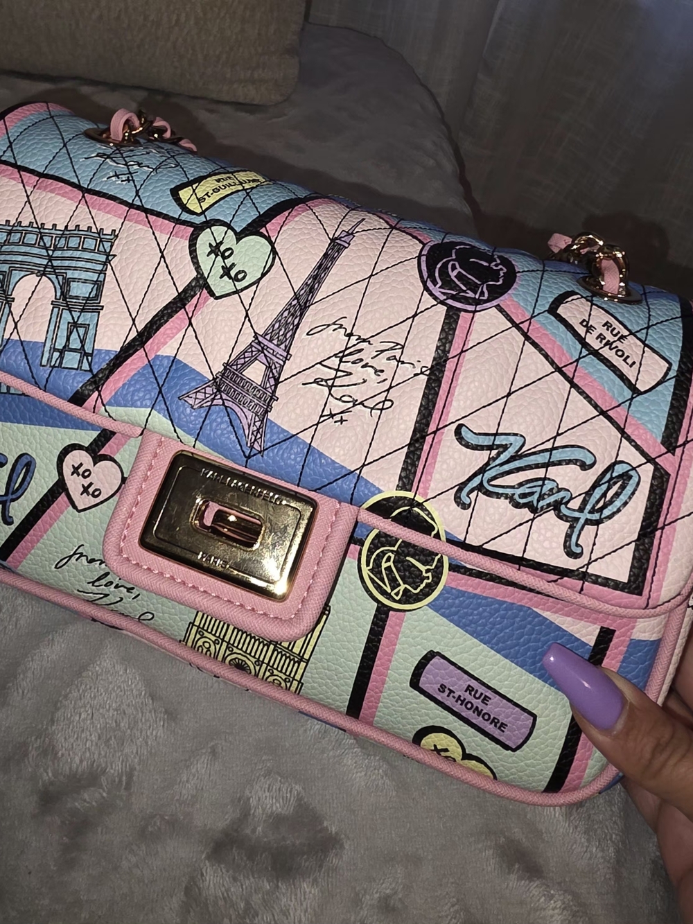 NWT Karl Lagerfeld Pastel Graffiti Quilted Shoulder Bag in Pink & Blue - Picture 5 of 5